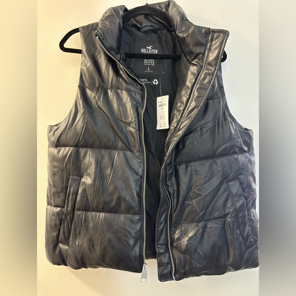Hollister Black Puffer Vest